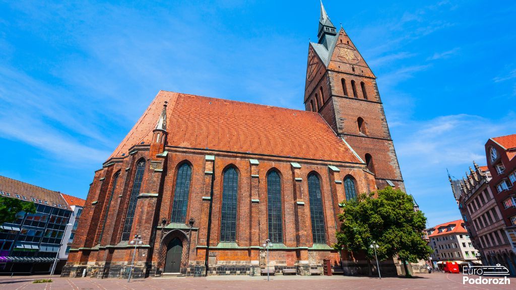 Церква Святого Георгія (Marktkirche)